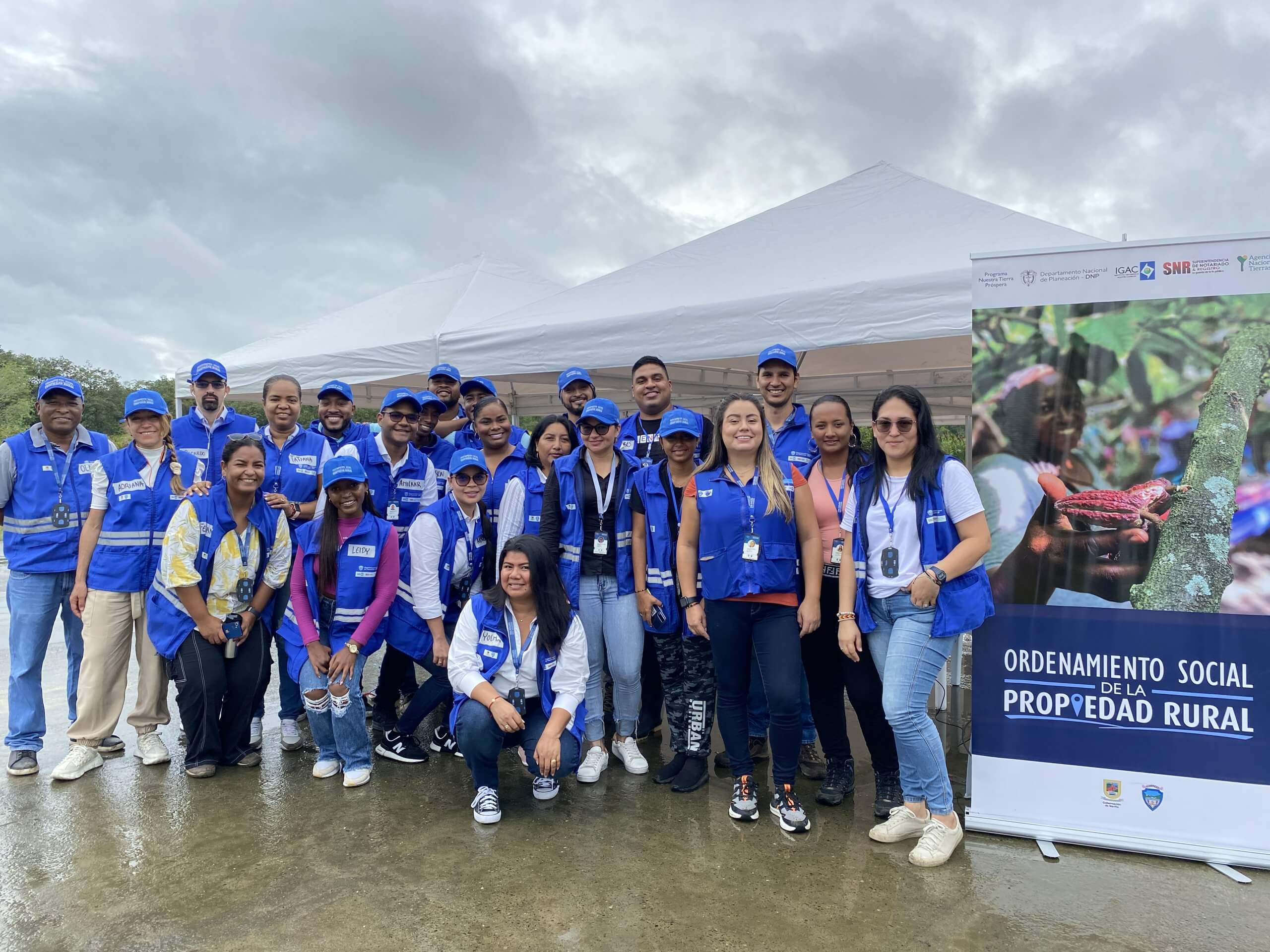 Equipo de trabajo de ordenamiento social de la propiedad en Tumaco