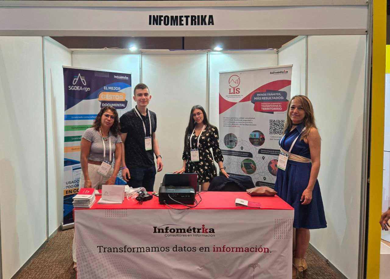 Stand de infometrika en el congreso nacional de municipios 2025